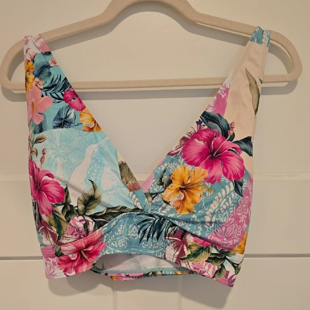 Torrid Floral V-Neck Bikini Set - Picture 2 of 12
